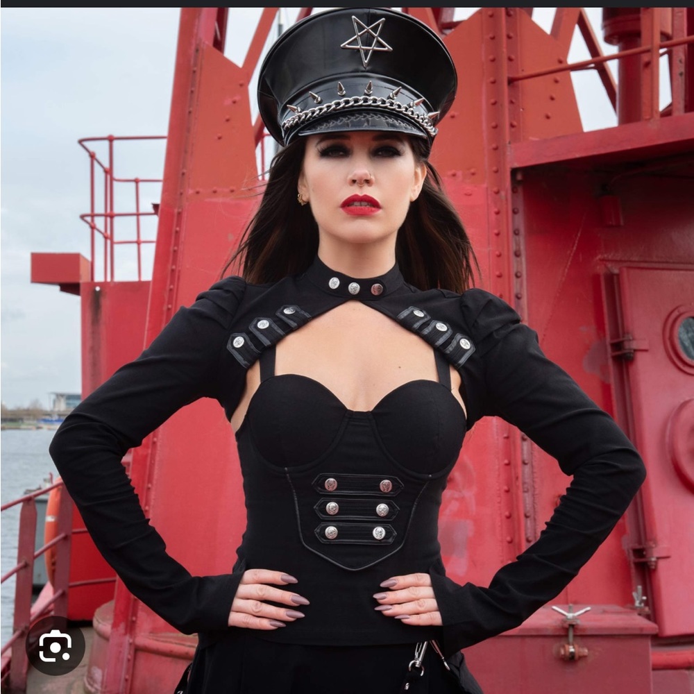 BNWT Killstar Battle Cries Bolero